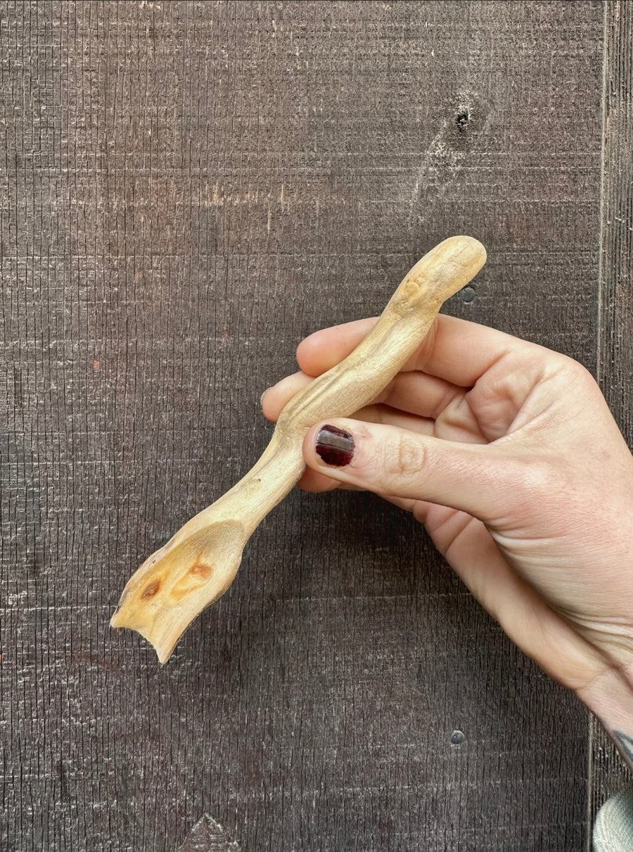  Wavy aspen shovel hand carved wooden utensil 1 of 1 — Colorado aspen food safe SÖZ Bazaar side